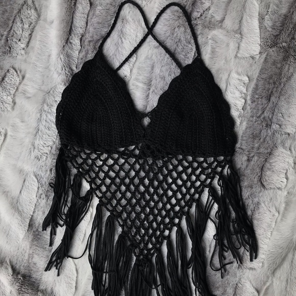 !!SOLD!! Charlotte Russe Crochet Tank - Picture 1 of 2